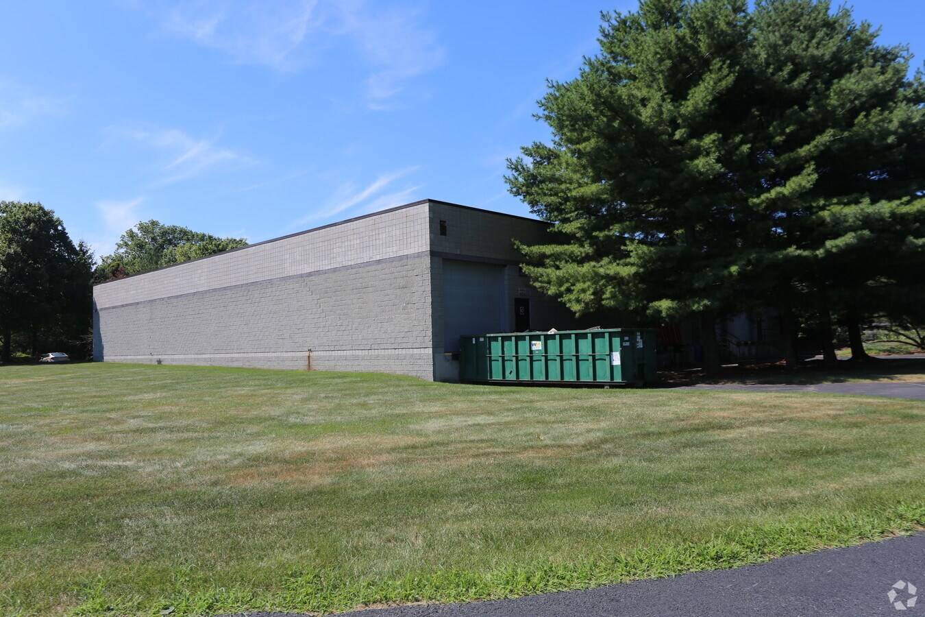 33 Jacksonville Rd, Towaco, NJ 07082