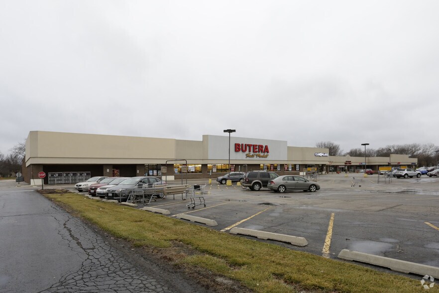 1256-1290 E Chicago Ave, Naperville, IL for sale - Building Photo - Image 1 of 1