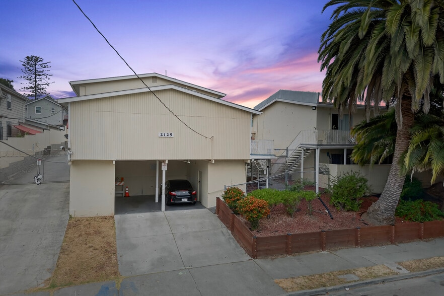 2125 10th Ave, Oakland, CA for sale - Building Photo - Image 2 of 19