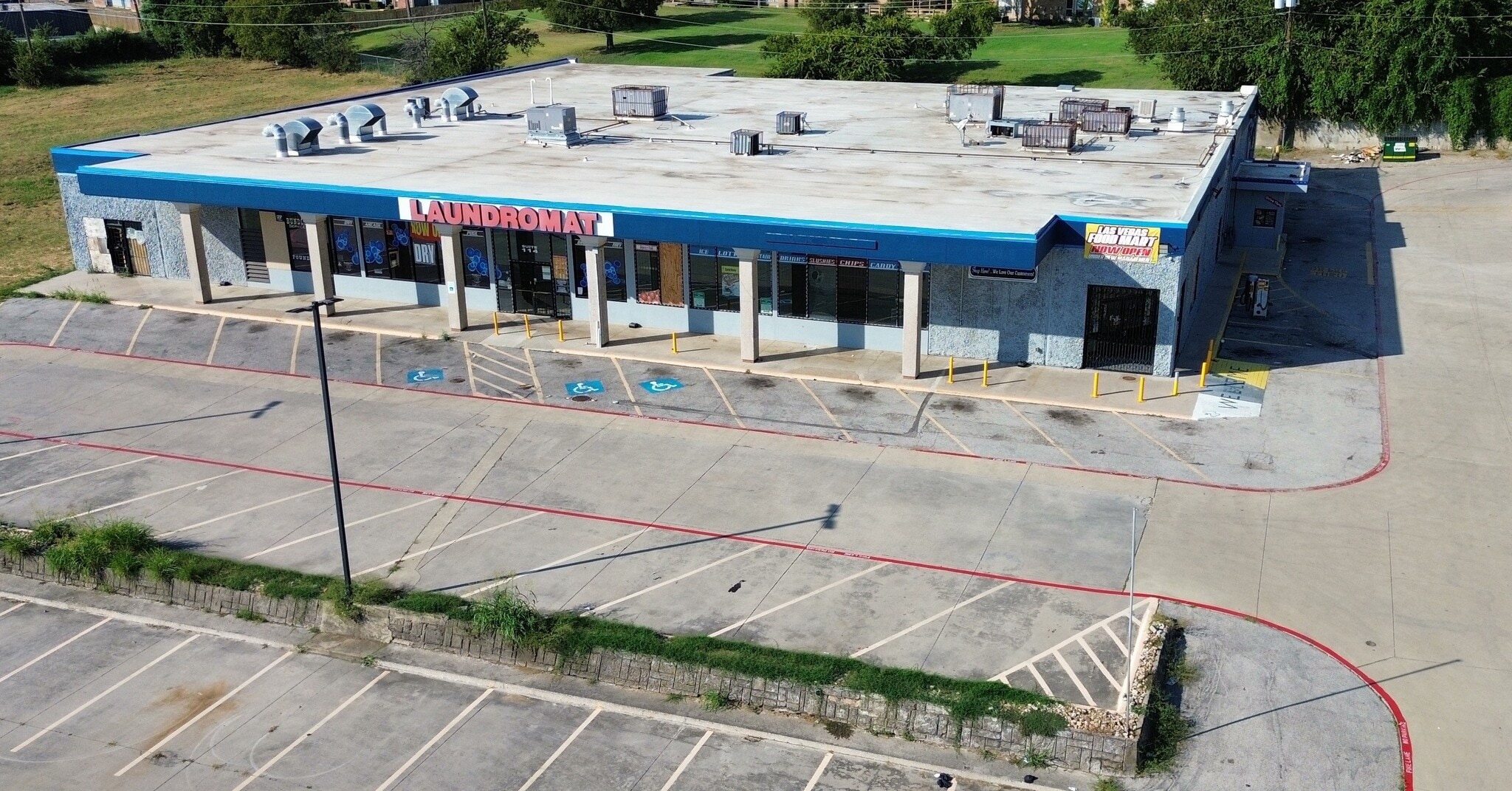 3100 Las Vegas Trl, Fort Worth, TX for lease Building Photo- Image 1 of 3