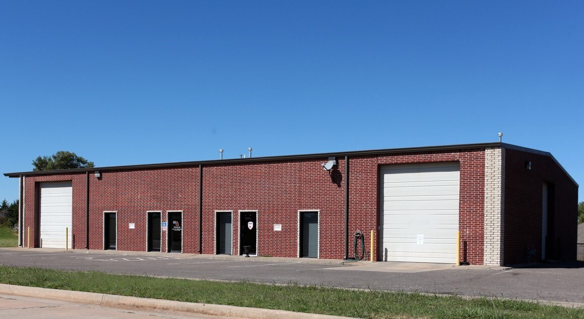 1505-1509 Commerce St, Yukon, OK for sale Building Photo- Image 1 of 1