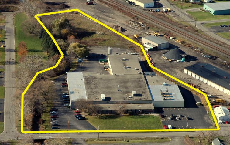 595 Trabold Rd, Rochester, NY for lease - Building Photo - Image 2 of 4