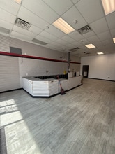 2500 W North Ave, Chicago, IL for lease Building Photo- Image 2 of 2