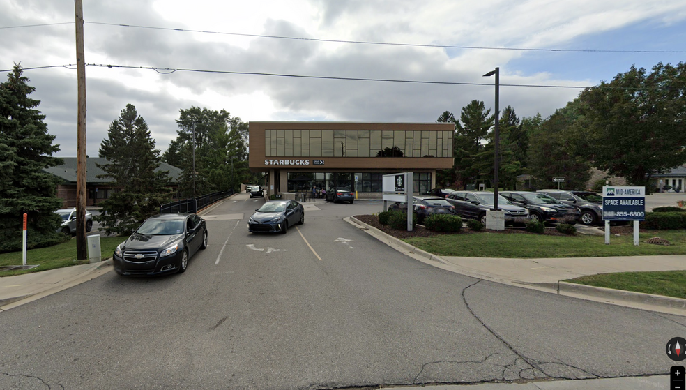 2624 Lake Lansing Rd, Lansing, MI for lease - Building Photo - Image 3 of 13