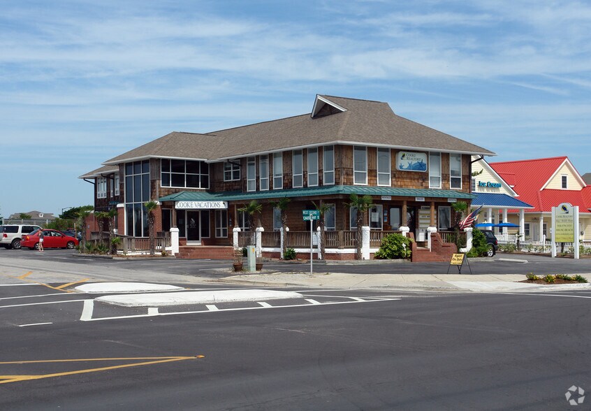 1 Causeway Dr, Ocean Isle Beach, NC for sale - Primary Photo - Image 1 of 1