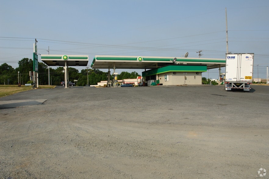 2004 W Roosevelt Blvd, Monroe, NC for sale - Building Photo - Image 2 of 2