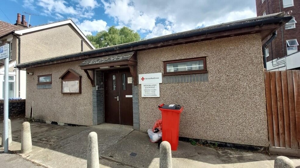 105 Dock Rd, Tilbury for sale - Primary Photo - Image 1 of 7