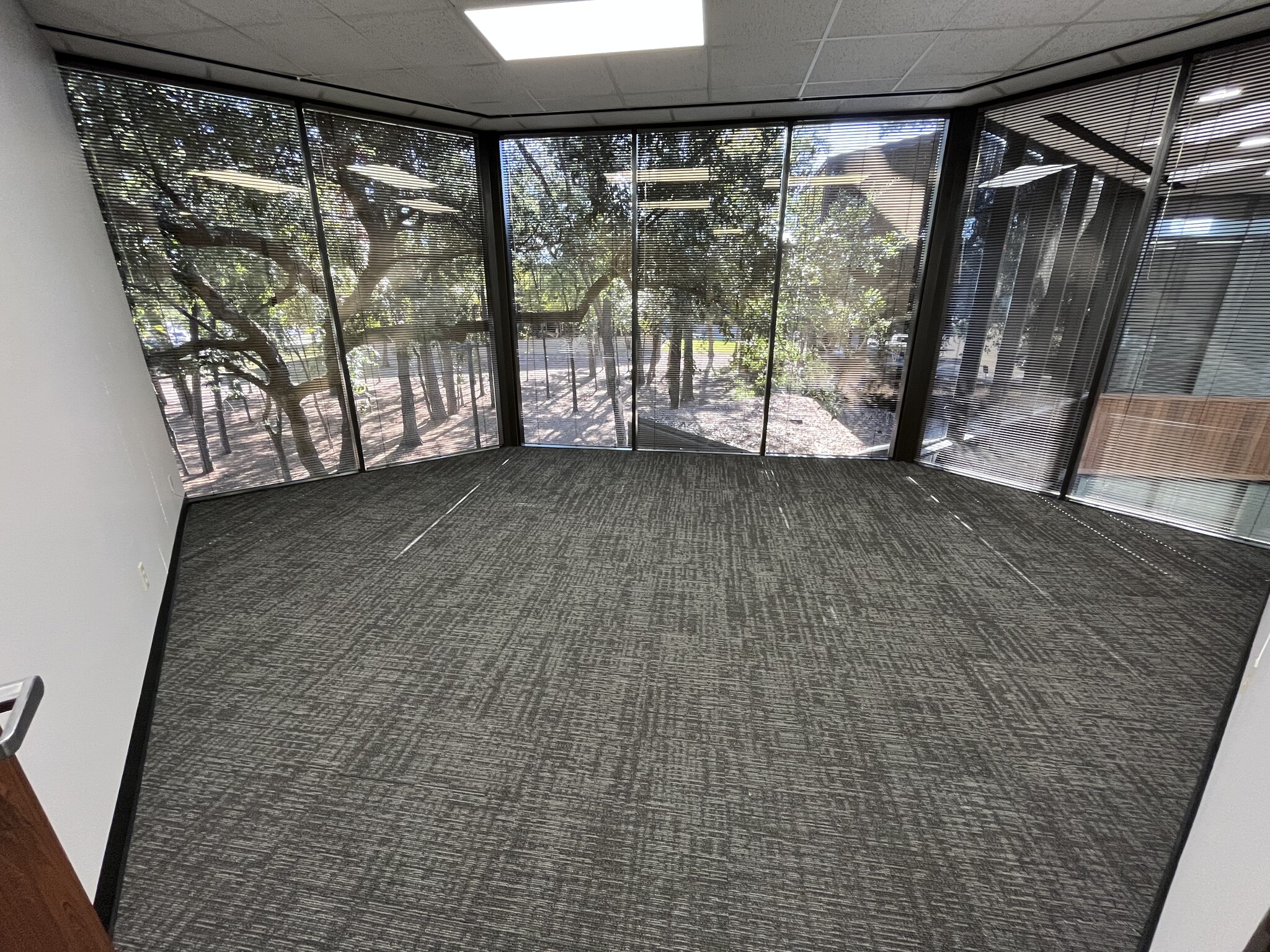 700 Rockmead Dr, Kingwood, TX for lease Interior Photo- Image 1 of 5