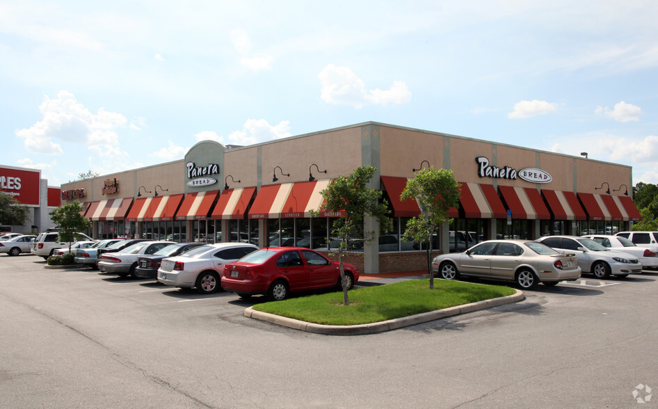 11802-11860 Bruce B Downs Blvd, Tampa, FL for lease - Primary Photo - Image 1 of 6