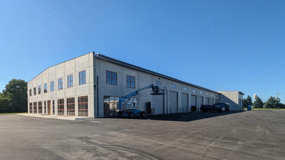 1385 N Joliet Rd, Romeoville, IL for lease - Construction Photo - Image 2 of 2