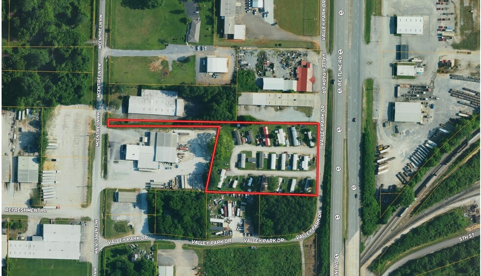 110 Valley Park Dr, Decatur, AL for sale - Primary Photo - Image 3 of 6