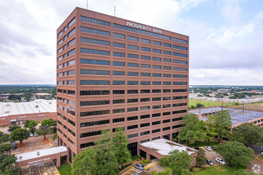 9330 Lyndon B Johnson Fwy, Dallas, TX for lease - Building Photo - Image 1 of 17