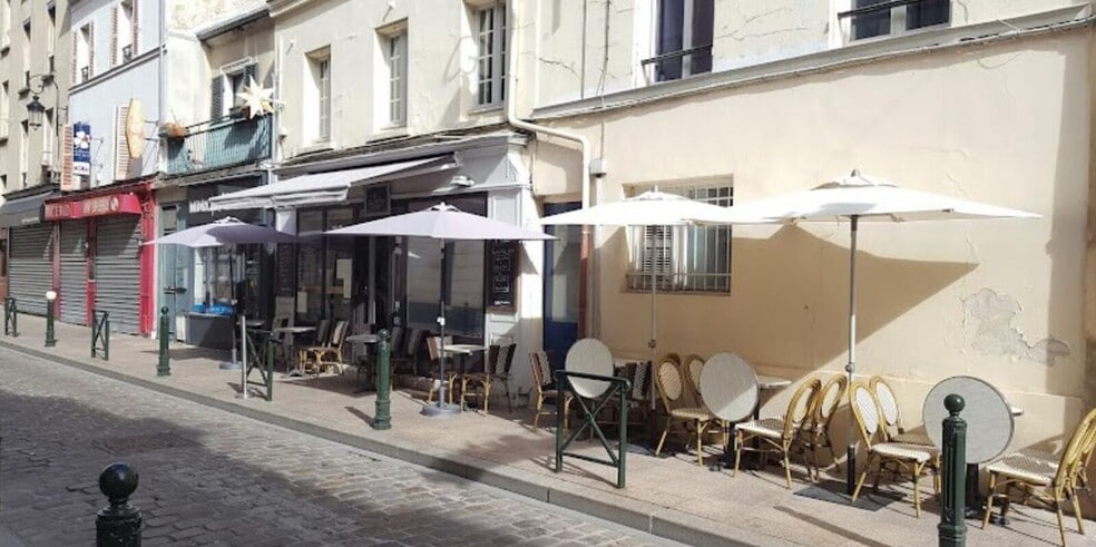 Retail in Puteaux for lease - Building Photo - Image 2 of 12