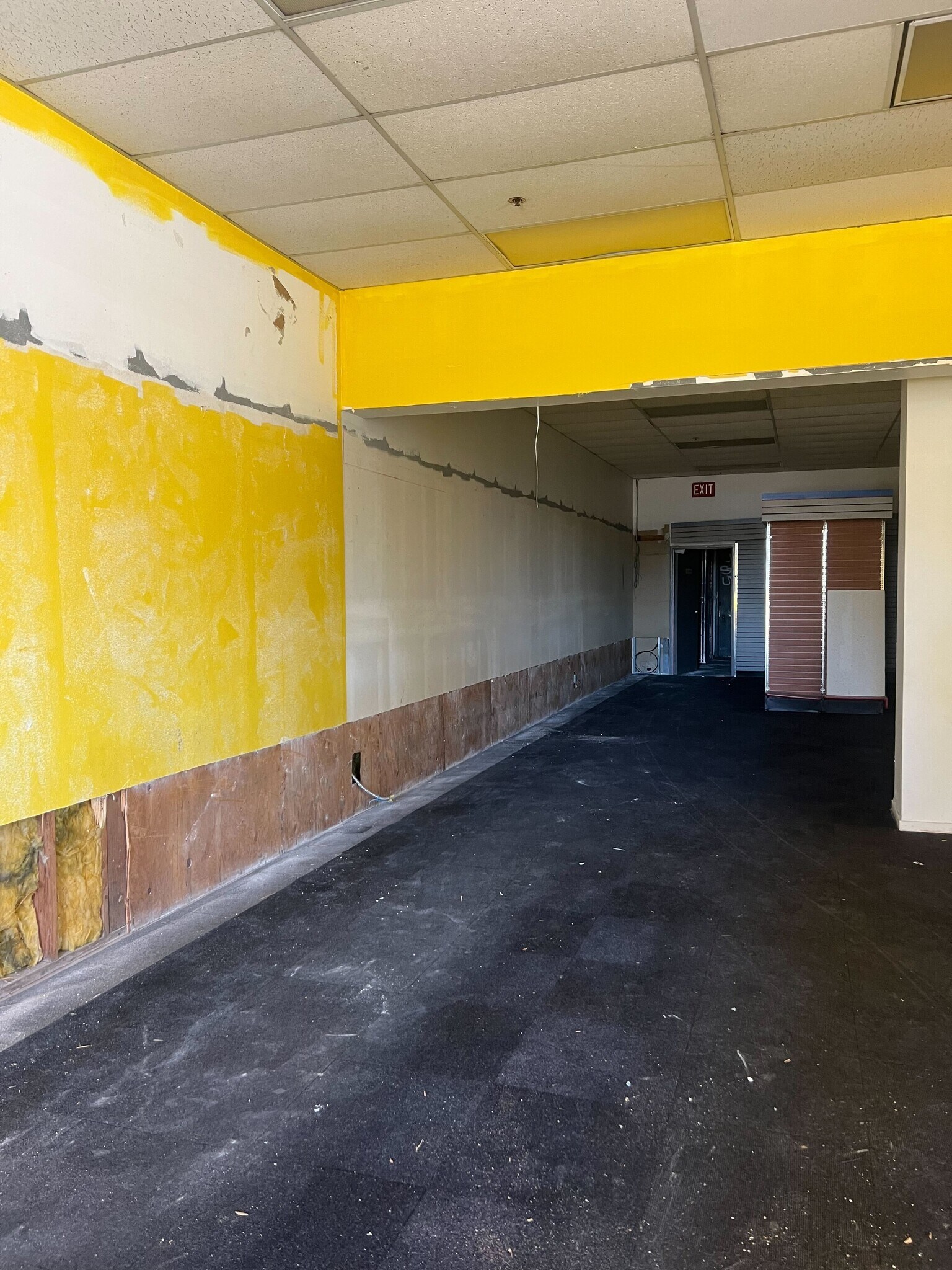 5533-5549 Philadelphia St, Chino, CA for lease Interior Photo- Image 1 of 3