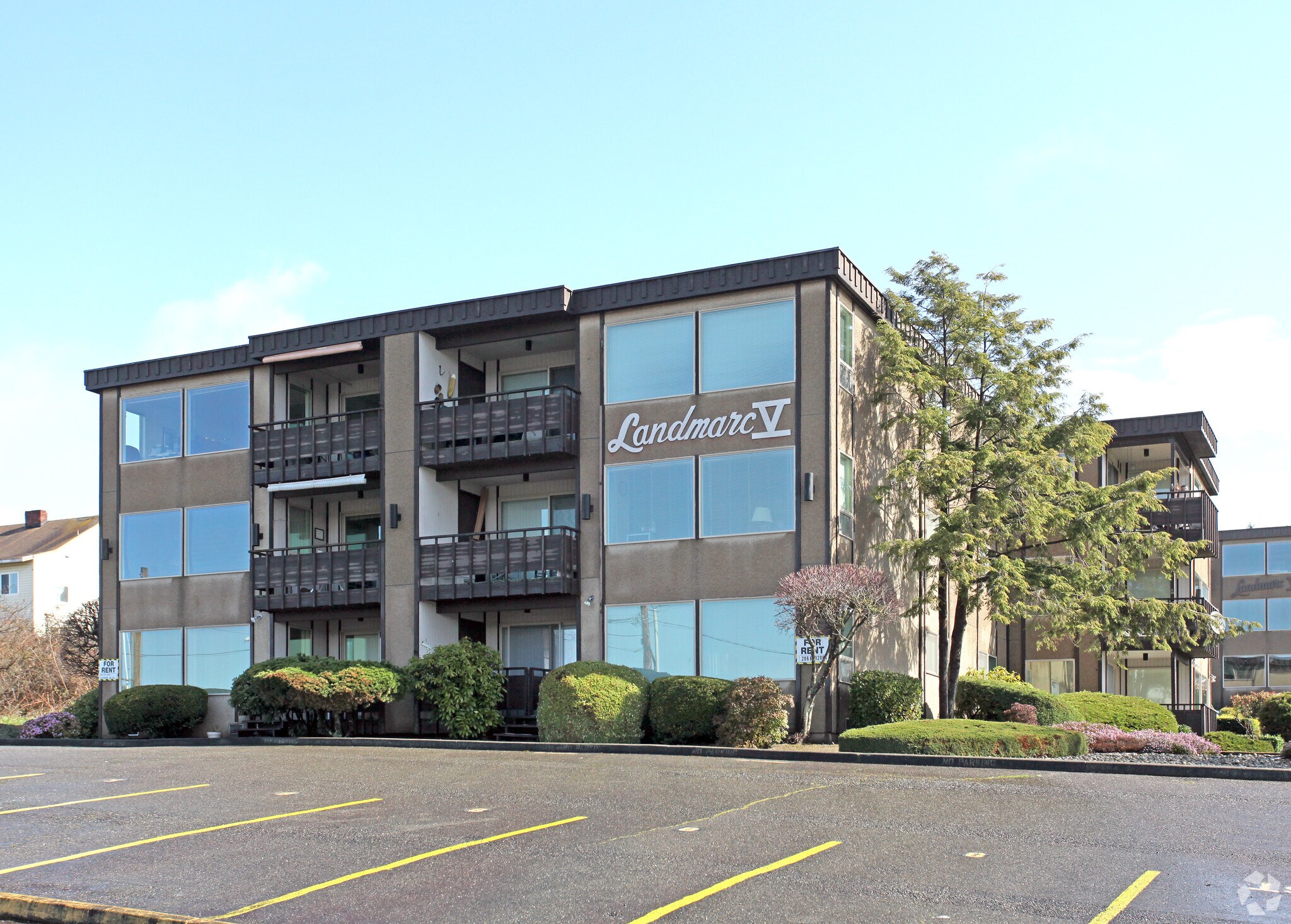 811 S 227th Pl, Seattle, WA for sale Primary Photo- Image 1 of 1