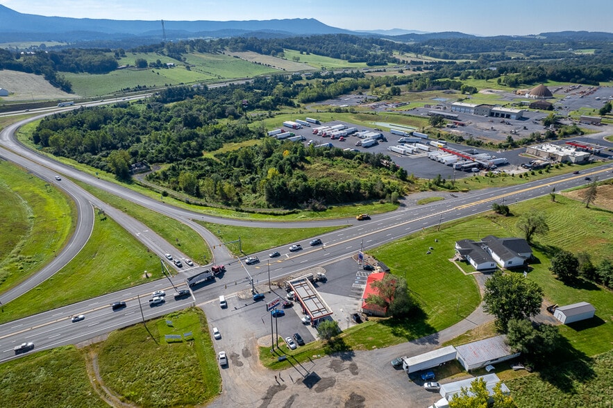 3772 North Valley Pike, Harrisonburg, VA for sale - Building Photo - Image 2 of 6