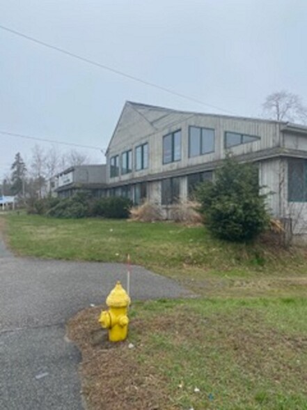 714 Bedford St, Abington, MA for sale - Building Photo - Image 1 of 1