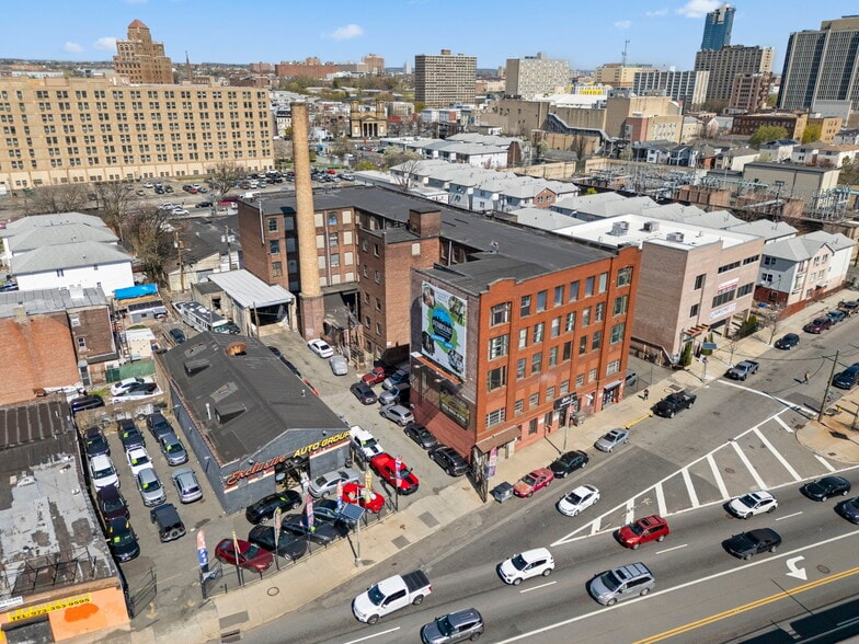 Mulberry Portfolio portfolio of 3 properties for sale on LoopNet.com - Building Photo - Image 3 of 15