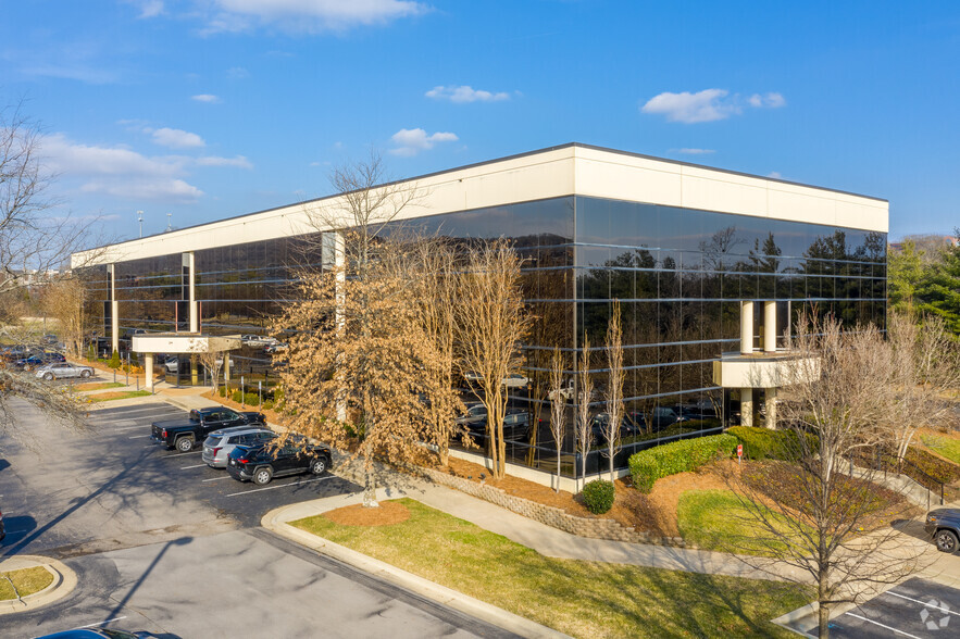 214 Centerview Dr, Brentwood, TN for lease - Primary Photo - Image 1 of 8