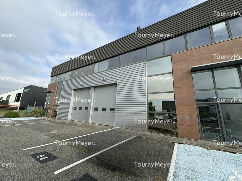Office in Colomiers for lease - Building Photo - Image 2 of 7
