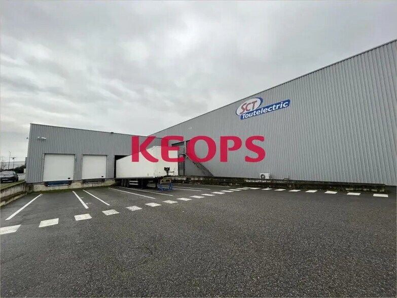 Flex in Plaisance-du-Touch for sale - Building Photo - Image 3 of 9