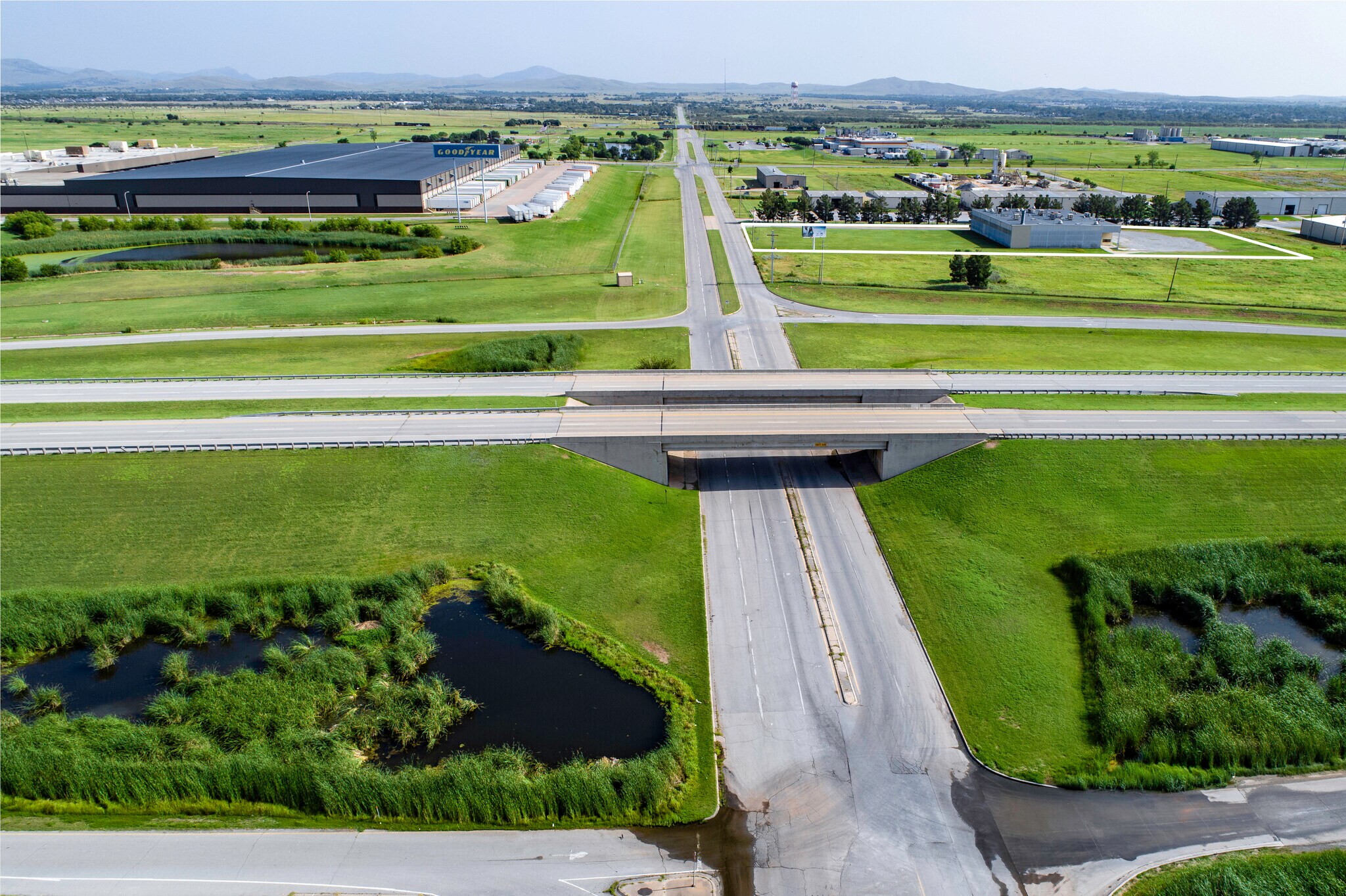 1004 SW Goodyear Blvd, Lawton, OK for sale Building Photo- Image 1 of 1