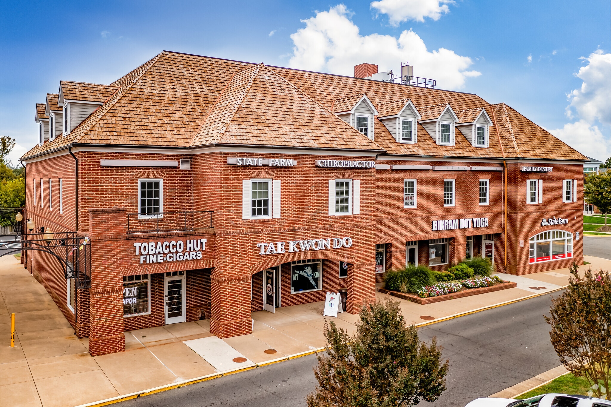 5675 Stone Rd, Centreville, VA for lease Building Photo- Image 1 of 6