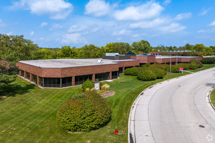 11950 W Lake Park Dr, Milwaukee, WI for sale - Building Photo - Image 1 of 1