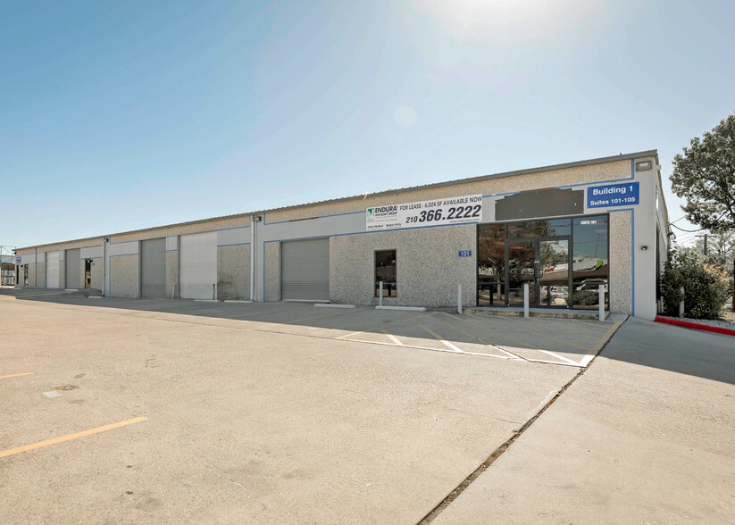 5504-1 Bandera Rd, San Antonio, TX for lease - Building Photo - Image 2 of 9