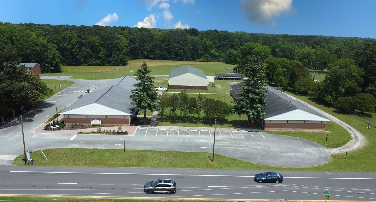 14353 Benns Church Blvd, Smithfield, VA for lease Building Photo- Image 1 of 2