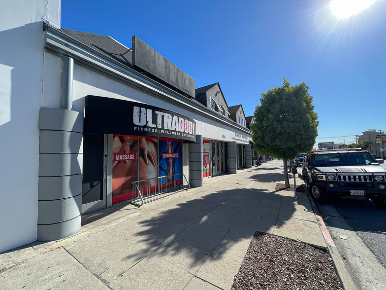 844 N La Brea Ave, Los Angeles, CA for lease - Building Photo - Image 3 of 13