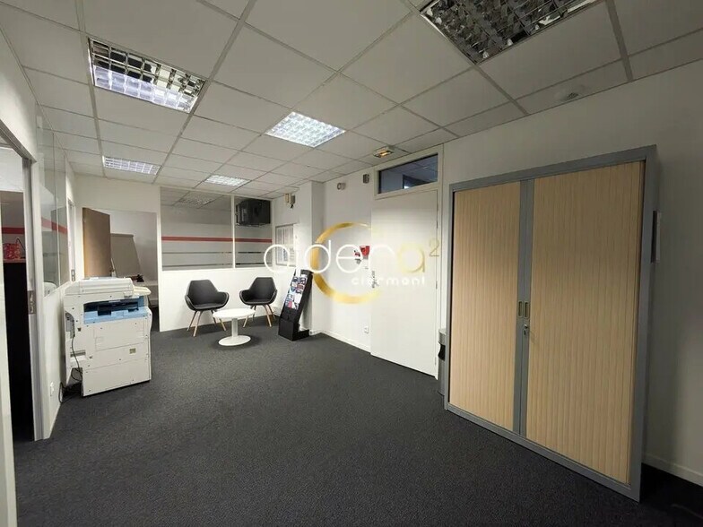 Office in Clermont-Ferrand for lease - Building Photo - Image 3 of 4