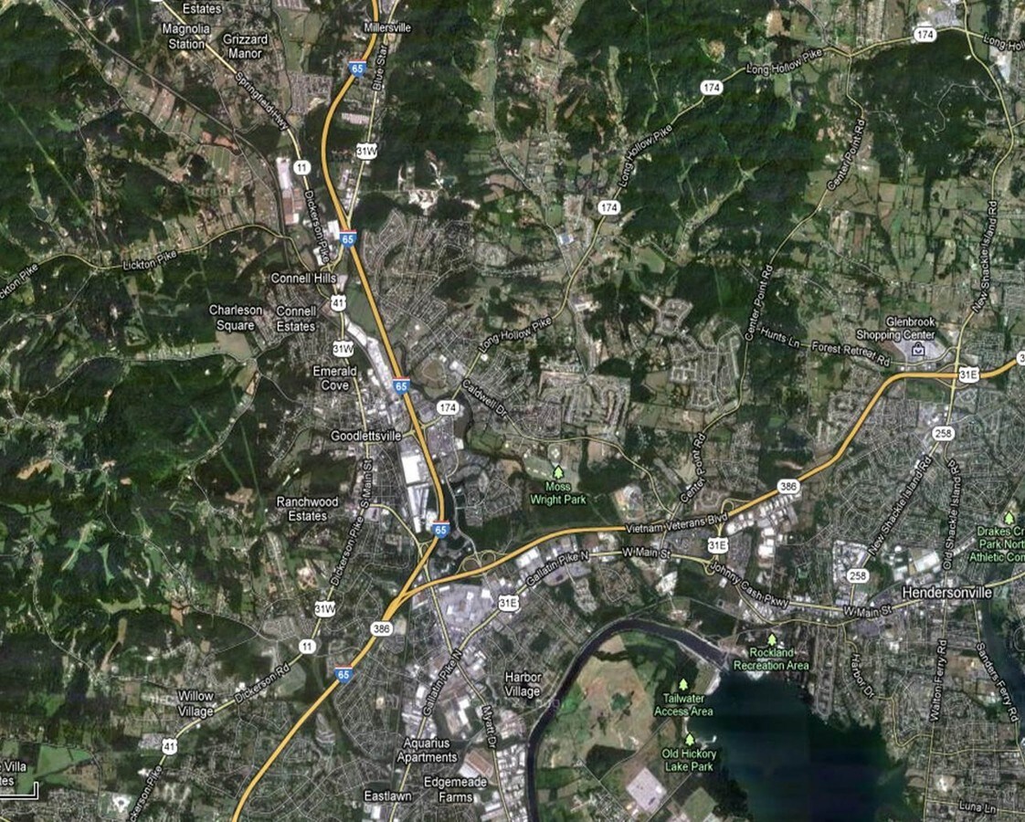 Center Point Rd, Hendersonville, TN 37075