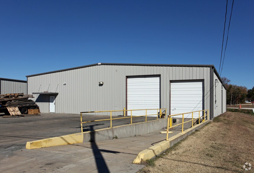 1500 Bruce Way, Seagoville, TX for lease - Primary Photo - Image 2 of 18