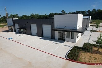 9200 Carraway Ln, Magnolia, TX for lease Interior Photo- Image 1 of 6