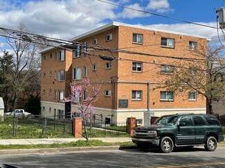 More details for 3928 1st St SE, Washington, DC - Multifamily for Sale
