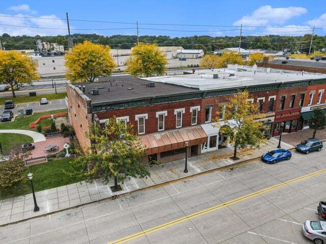 137 S Front St, Dowagiac, MI for sale - Primary Photo - Image 1 of 1