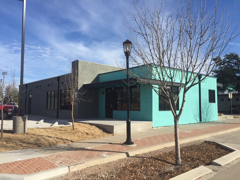 1050 W Rosedale St, Fort Worth, TX for sale - Primary Photo - Image 1 of 1