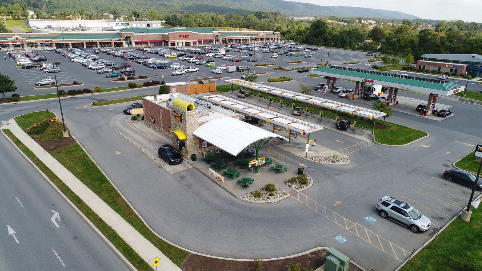 2300 Linglestown Rd, Harrisburg, PA, 17110 Retail Space For Lease