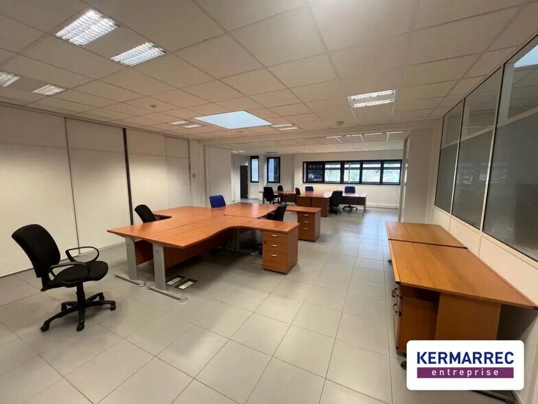 Office in Saint-Herblain for lease - Building Photo - Image 2 of 9