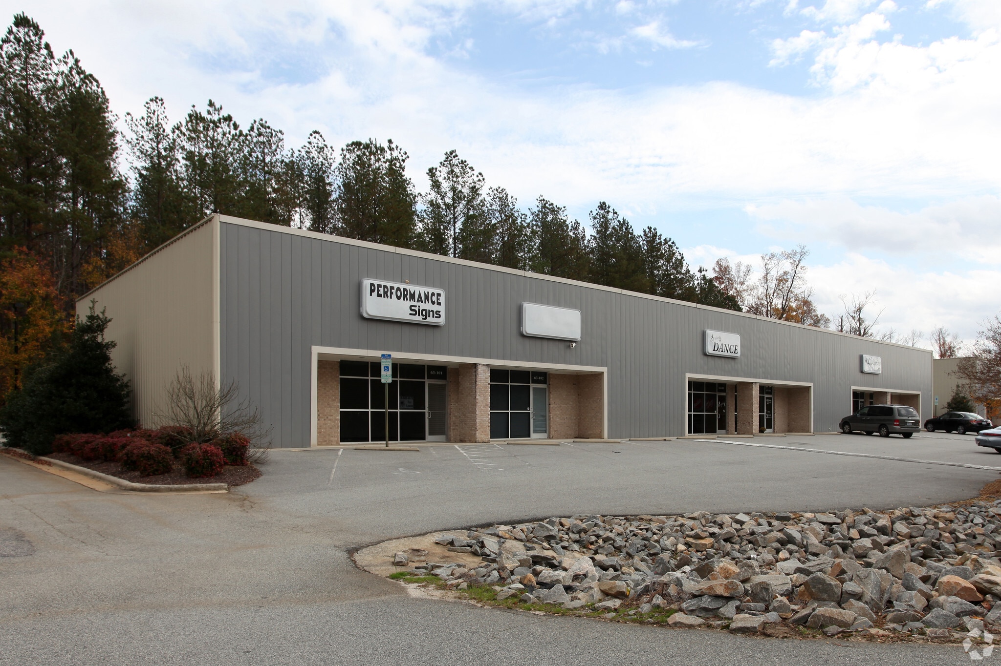 63 Anna Dr, Clayton, NC for lease Primary Photo- Image 1 of 8