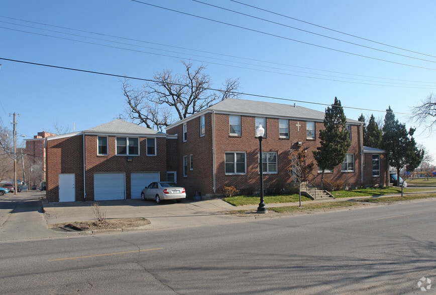 1614 E 24th St, Minneapolis, MN for sale - Primary Photo - Image 1 of 2