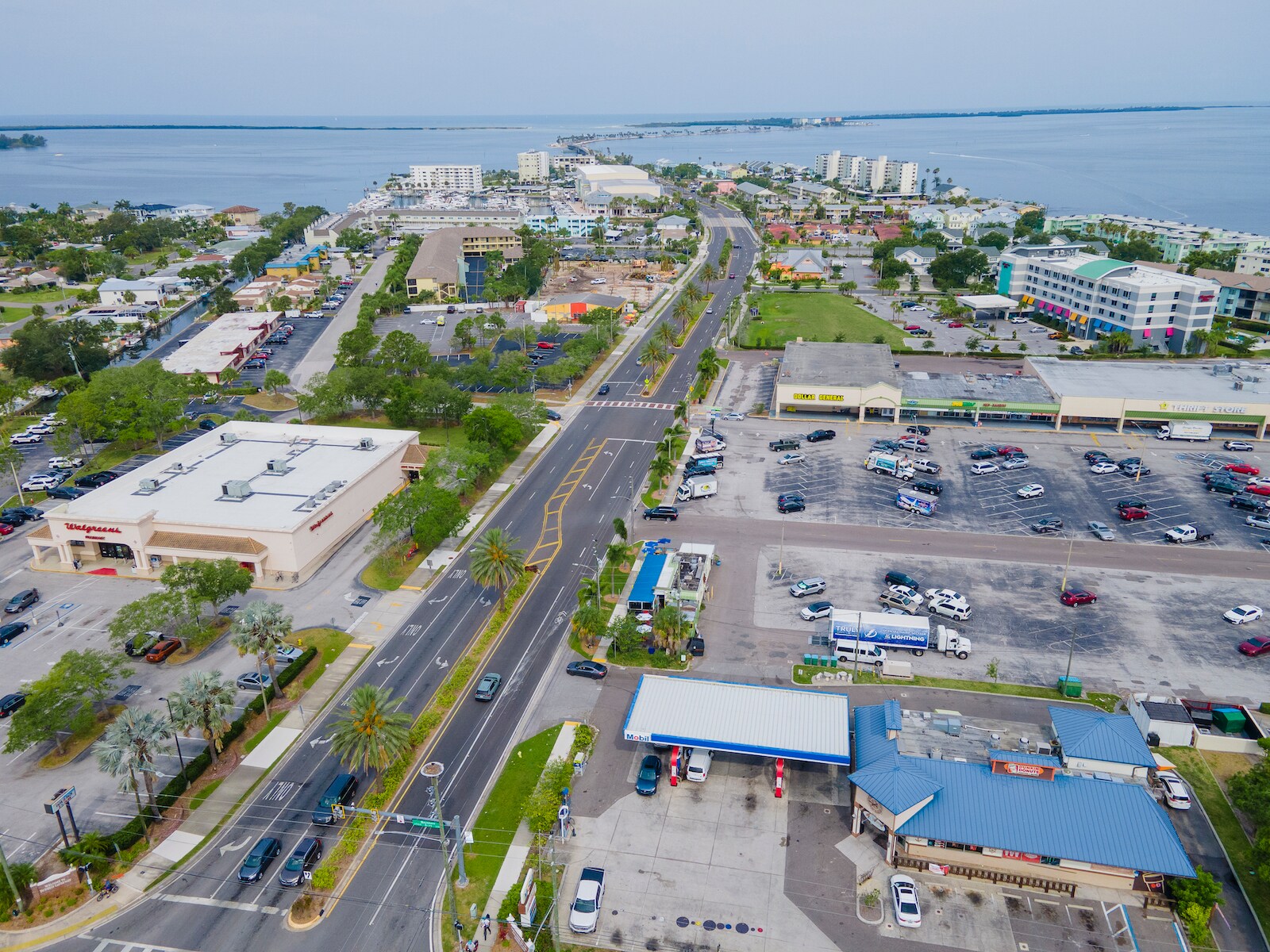 2678 Bayshore Blvd, Dunedin, FL 34698 Retail for Lease