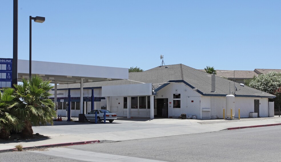 27627 Bernard Dr, Kettleman City, CA for sale - Building Photo - Image 1 of 1