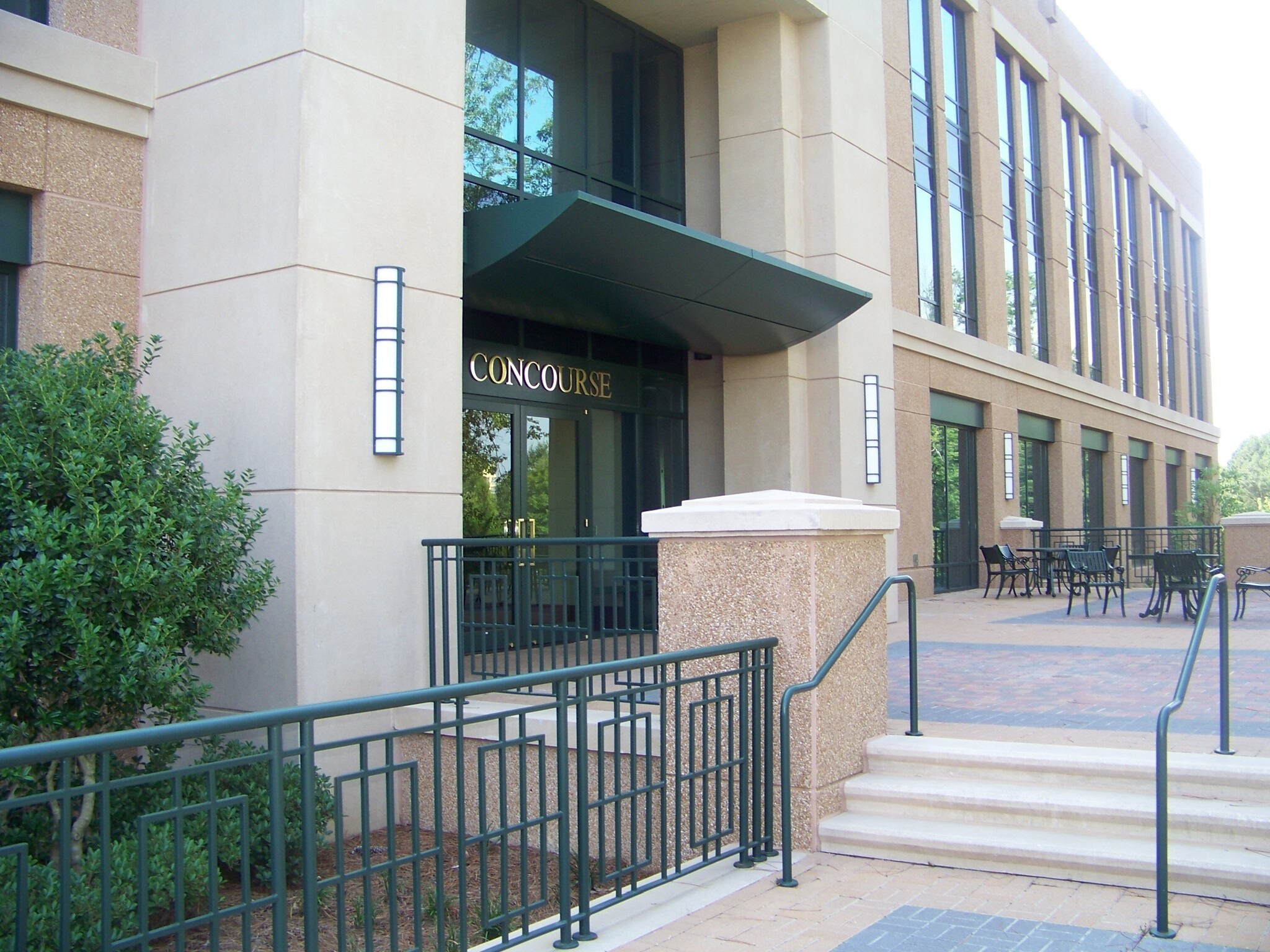 300 Concourse Blvd, Ridgeland, MS for sale Building Photo- Image 1 of 1