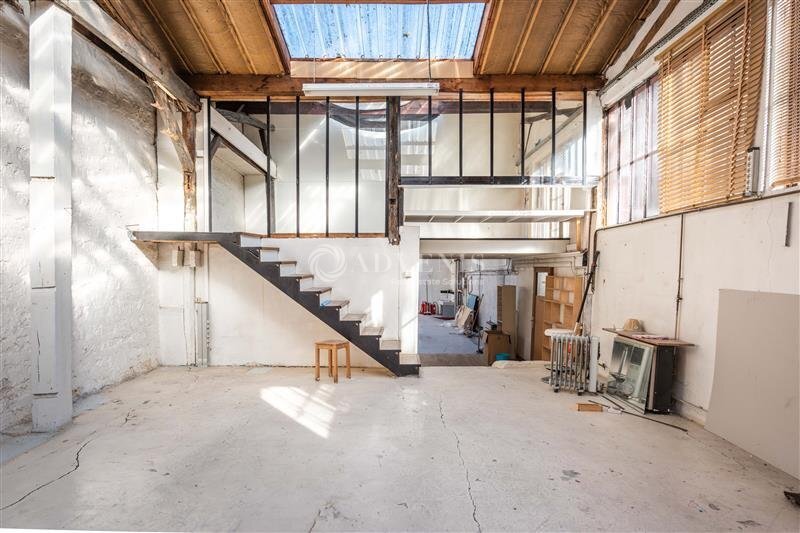 24 Villa Riberolle, Paris for sale - Interior Photo - Image 2 of 12