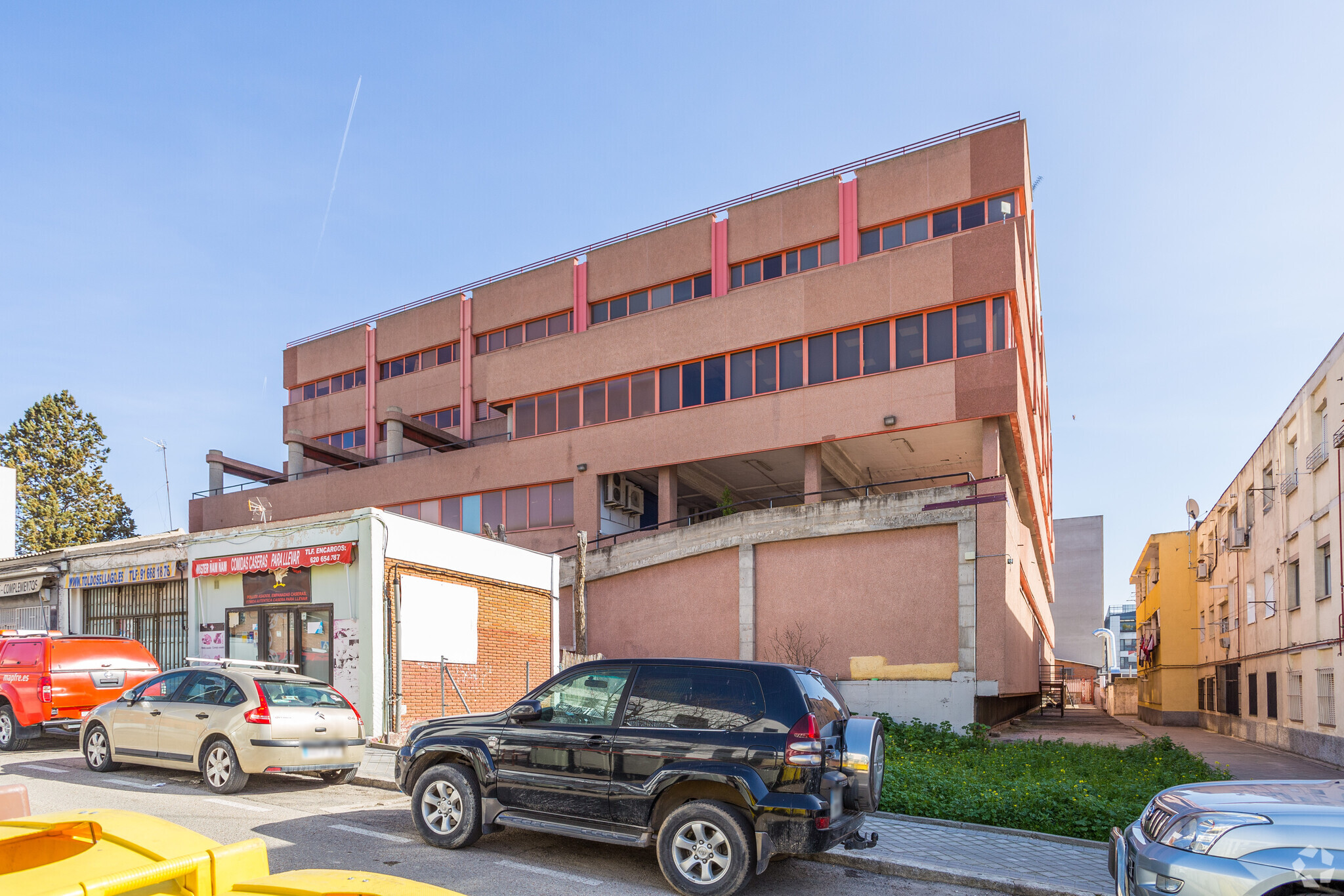 Calle Castrobarto, 10, Madrid, Madrid for lease Primary Photo- Image 1 of 3