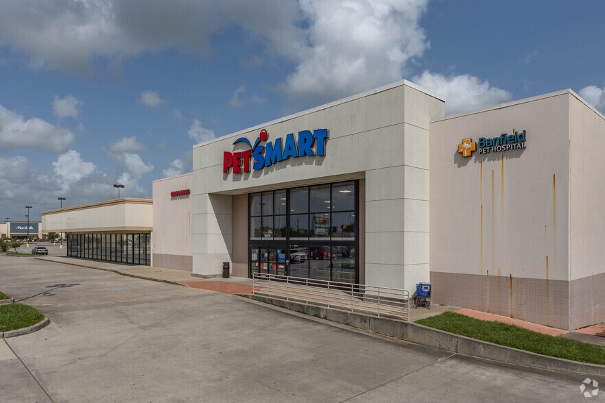 10065-10075 Almeda Genoa Rd, Houston, TX for sale - Primary Photo - Image 1 of 1