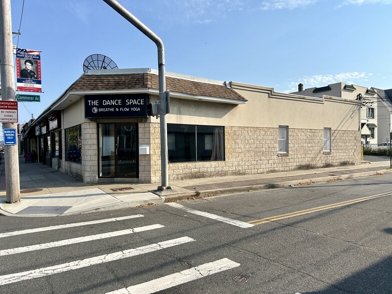 41 Main St, East Rockaway, NY for lease - Building Photo - Image 1 of 9