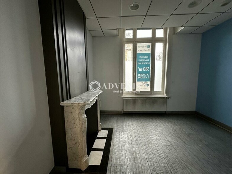 Office in Lille for lease - Interior Photo - Image 2 of 12